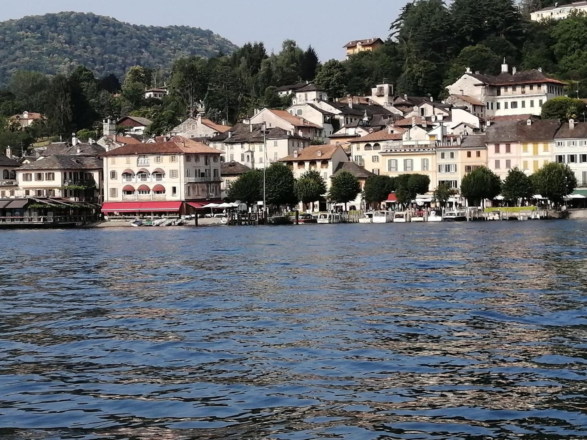 Il Sasso Appartamento Orta San Giulio Quarto foto